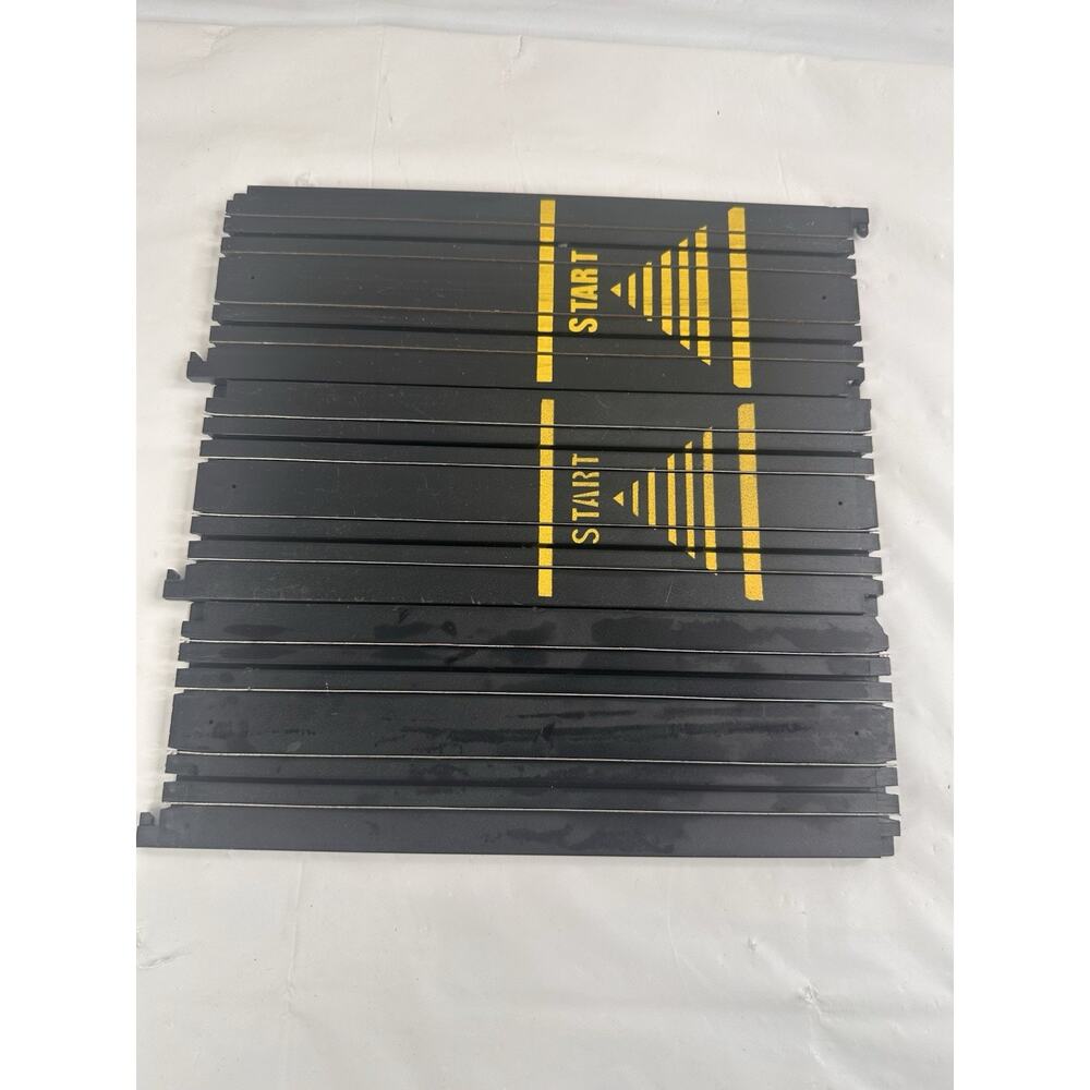 Aurora AFX 9” Straight Track 2517 Lot Of 3 Pieces 1971 Start Line